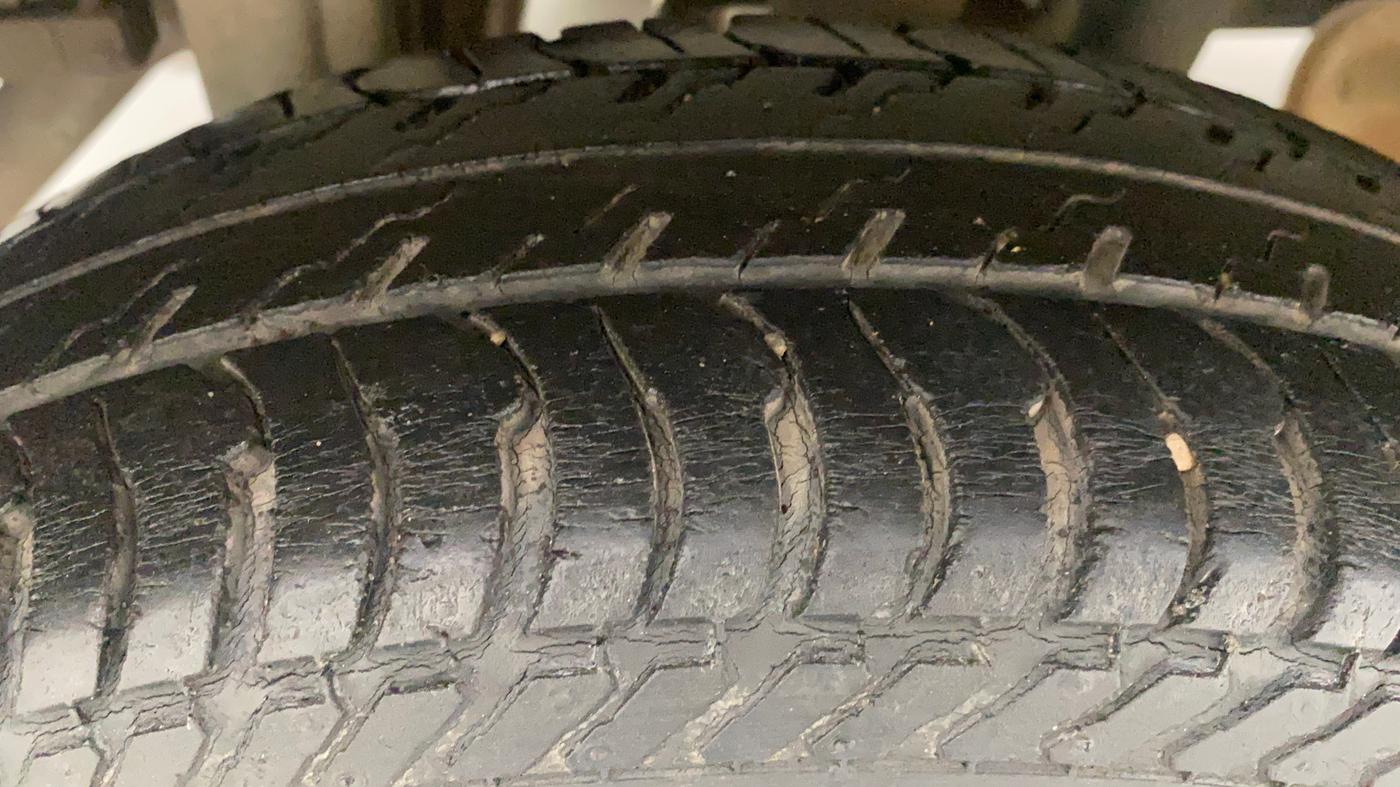 2017 Maruti Alto K10 VXI (O) AMT, Petrol, Automatic, 46,360 km, Right Rear Tyre Tread