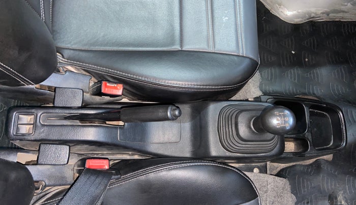 2021 Maruti Eeco 5 STR WITH A/C+HTR, CNG, Manual, 59,468 km, Gear Lever