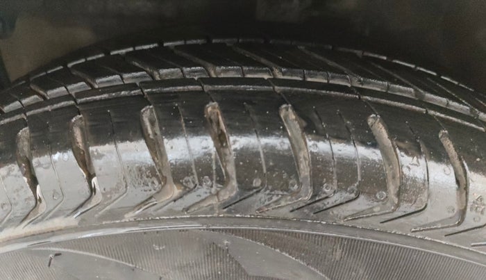 2018 Maruti Celerio ZXI AMT (O), Petrol, Automatic, 69,161 km, Left Front Tyre Tread