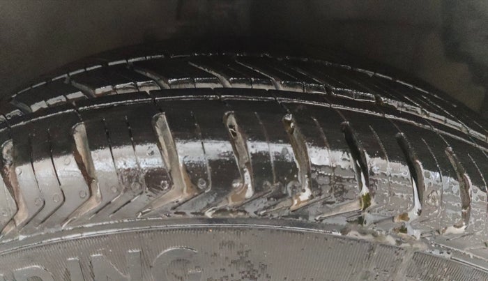 2018 Maruti Celerio ZXI AMT (O), Petrol, Automatic, 69,161 km, Right Front Tyre Tread