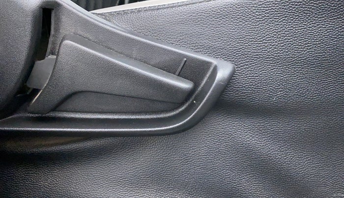 2020 Maruti S PRESSO VXI PLUS, Petrol, Manual, 39,276 km, Driver Side Adjustment Panel