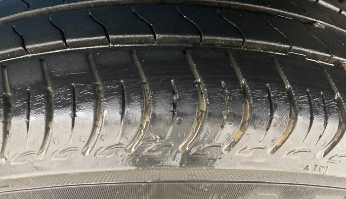 2019 Maruti S PRESSO VXI PLUS AMT, Petrol, Automatic, 22,678 km, Left Rear Tyre Tread