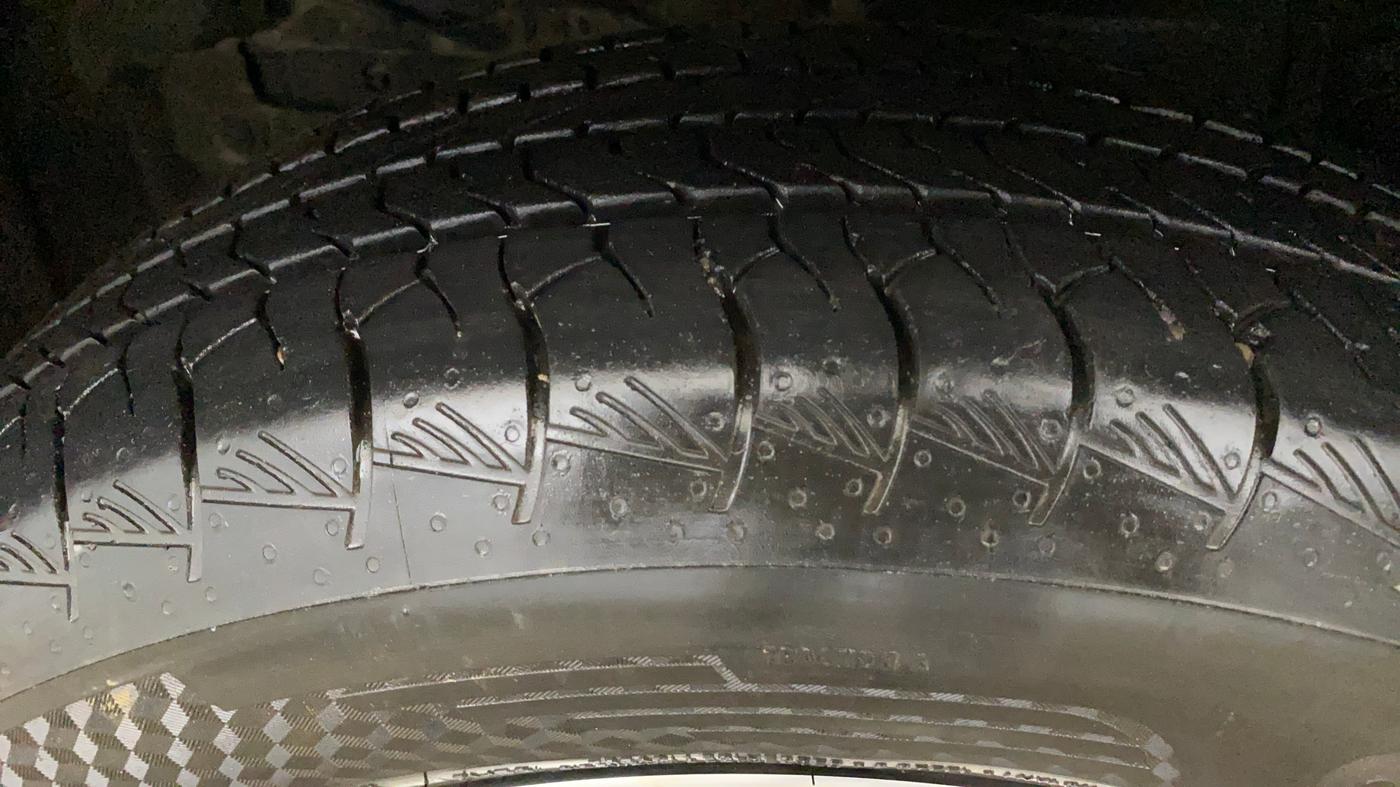2024 Maruti Grand Vitara DELTA SMART HYBRID, Petrol, Manual, 34,226 km, Left Front Tyre Tread