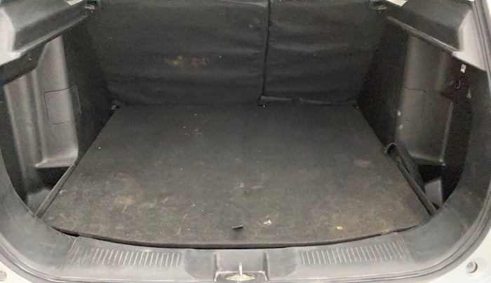 2024 Maruti Grand Vitara DELTA SMART HYBRID, Petrol, Manual, 34,226 km, Boot Inside