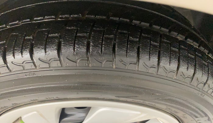 2021 Hyundai NEW SANTRO ASTA AMT, Petrol, Automatic, 21,067 km, Right Front Tyre Tread