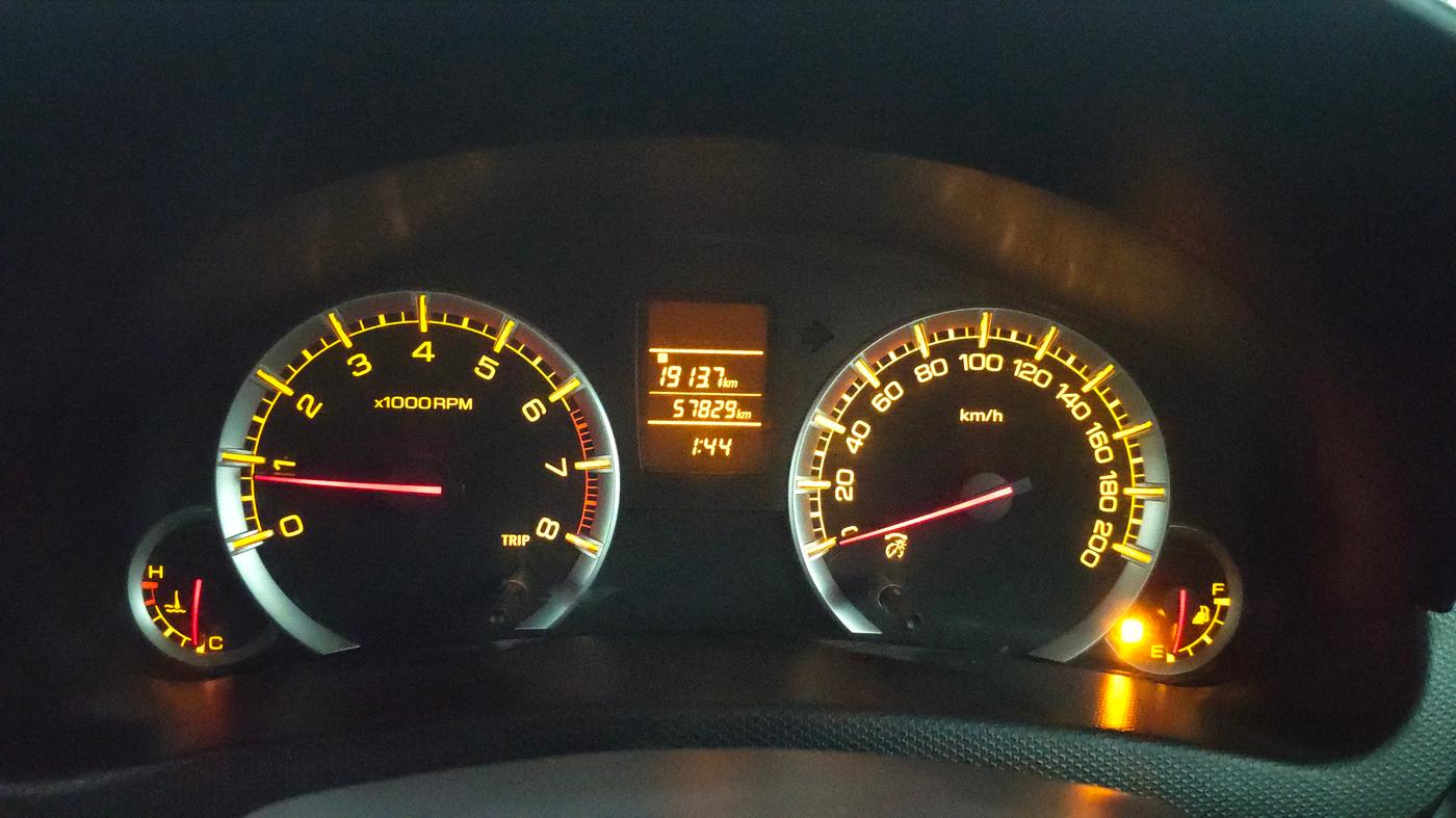 2015 Maruti Swift VXI, Petrol, Manual, 57,785 km, Odometer Image