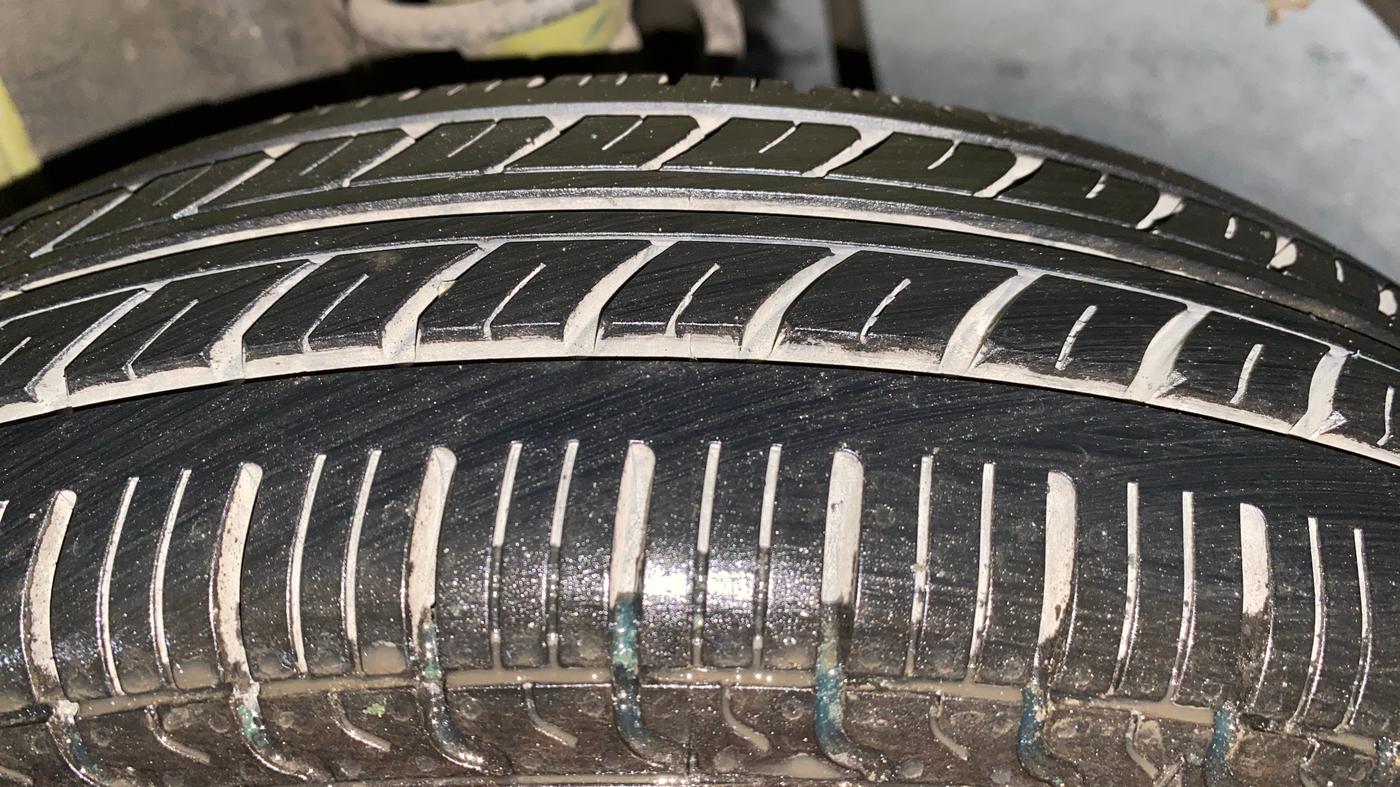 2019 Maruti Alto 800 LXI, Petrol, Manual, 14,556 km, Left Rear Tyre Tread