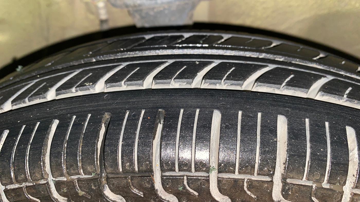 2019 Maruti Alto 800 LXI, Petrol, Manual, 14,556 km, Right Front Tyre Tread