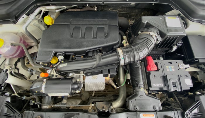 2021 Mahindra XUV300 1.2 W6 MT, Petrol, Manual, 9,135 km, Open Bonet