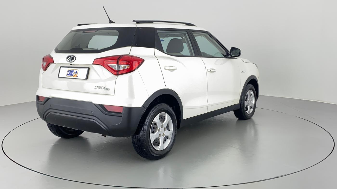 2021 Mahindra XUV300 1.2 W6 MT, Petrol, Manual, 9,135 km, Right Back Diagonal
