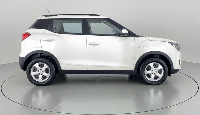 2021 Mahindra XUV300 1.2 W6 MT, Petrol, Manual, 9,135 km, Right Side View