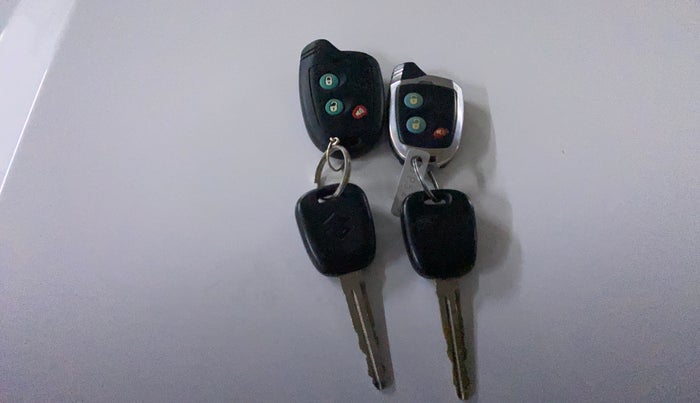 2017 Maruti Alto 800 LXI, CNG, Manual, 55,937 km, Key Close Up