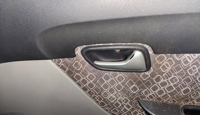 2017 Maruti Alto 800 LXI, CNG, Manual, 55,937 km, Driver Side Door Panels Control