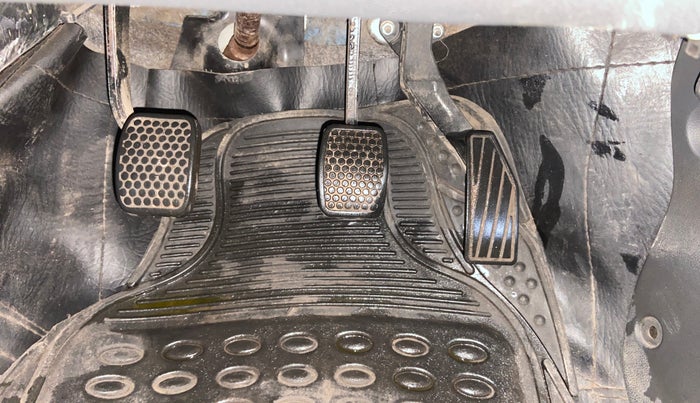 2017 Maruti Alto 800 LXI, CNG, Manual, 55,937 km, Pedals