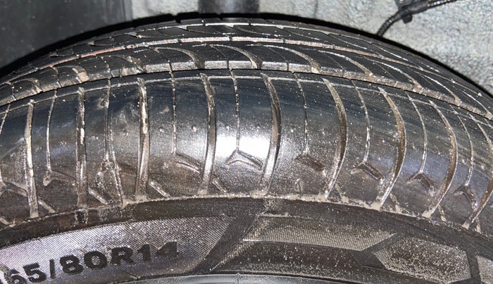 2023 Tata ALTROZ XE CNG, CNG, Manual, 67,775 km, Right Rear Tyre Tread