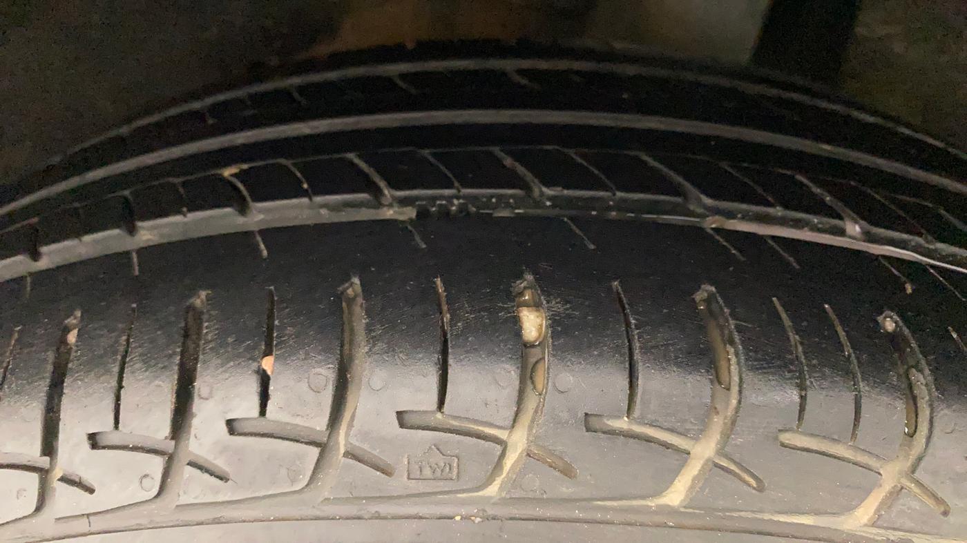 2016 Maruti Baleno DELTA CVT PETROL 1.2, Petrol, Automatic, 22,173 km, Left Rear Tyre Tread