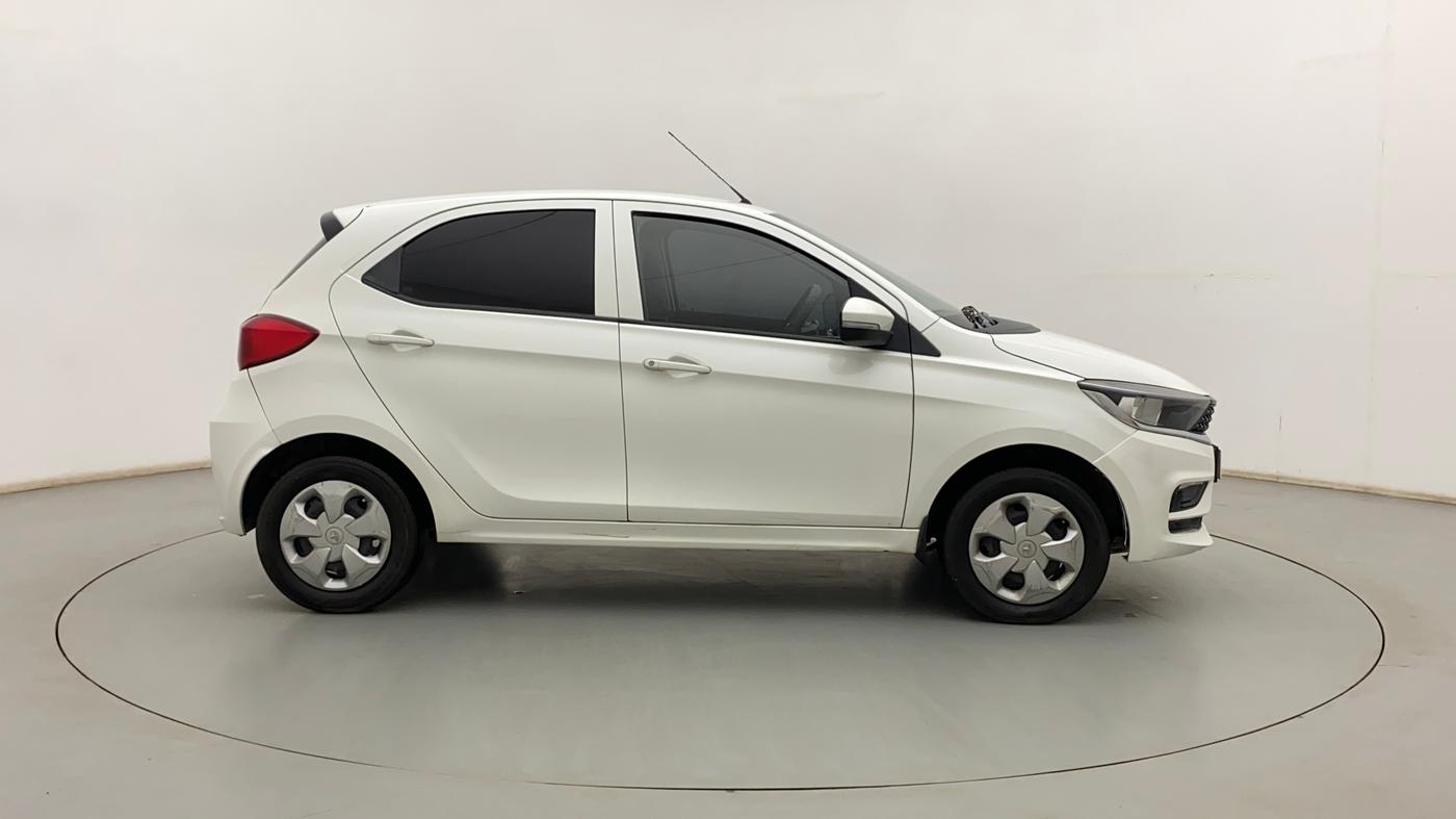 2020 Tata Tiago XT PETROL, Petrol, Manual, 76,411 km, Right Side View