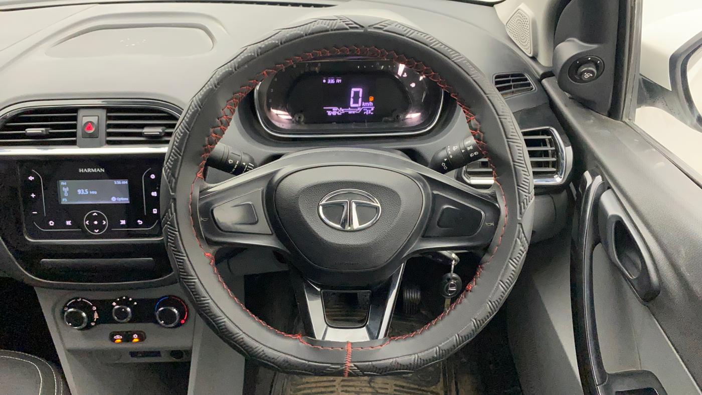2020 Tata Tiago XT PETROL, Petrol, Manual, 76,411 km, Steering Wheel Close Up
