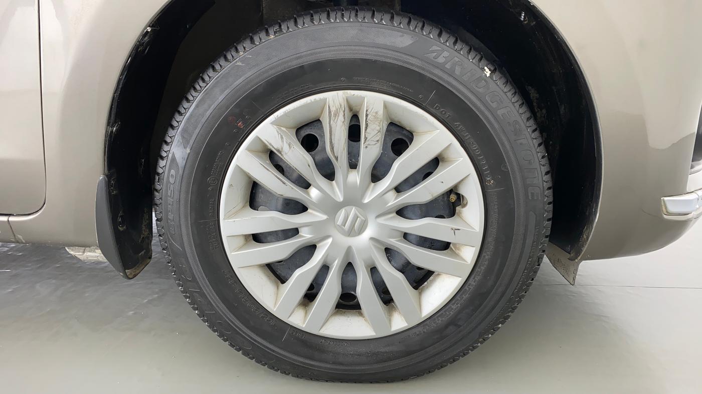 2019 Maruti Dzire VXI, Petrol, Manual, 42,046 km, Right Front Wheel