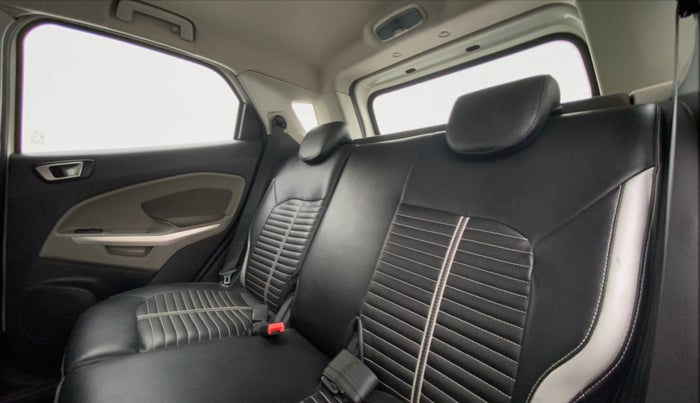 2016 Ford Ecosport 1.5 TREND+ TDCI, Diesel, Manual, 91,974 km, Right Side Rear Door Cabin