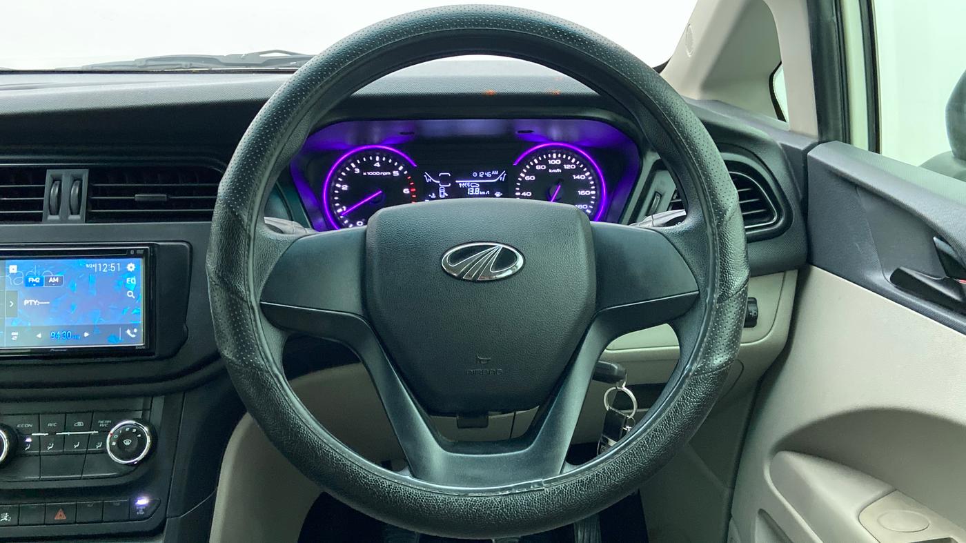 2021 Mahindra MARAZZO M2 8 STR, Diesel, Manual, 9,247 km, Steering Wheel Close Up