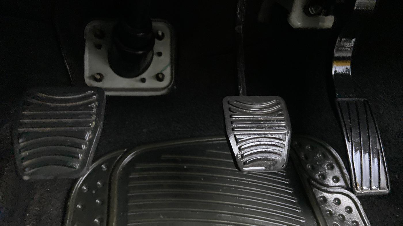2021 Mahindra MARAZZO M2 8 STR, Diesel, Manual, 9,247 km, Pedals