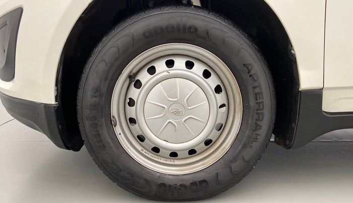 2021 Mahindra MARAZZO M2 8 STR, Diesel, Manual, 9,247 km, Left Front Wheel