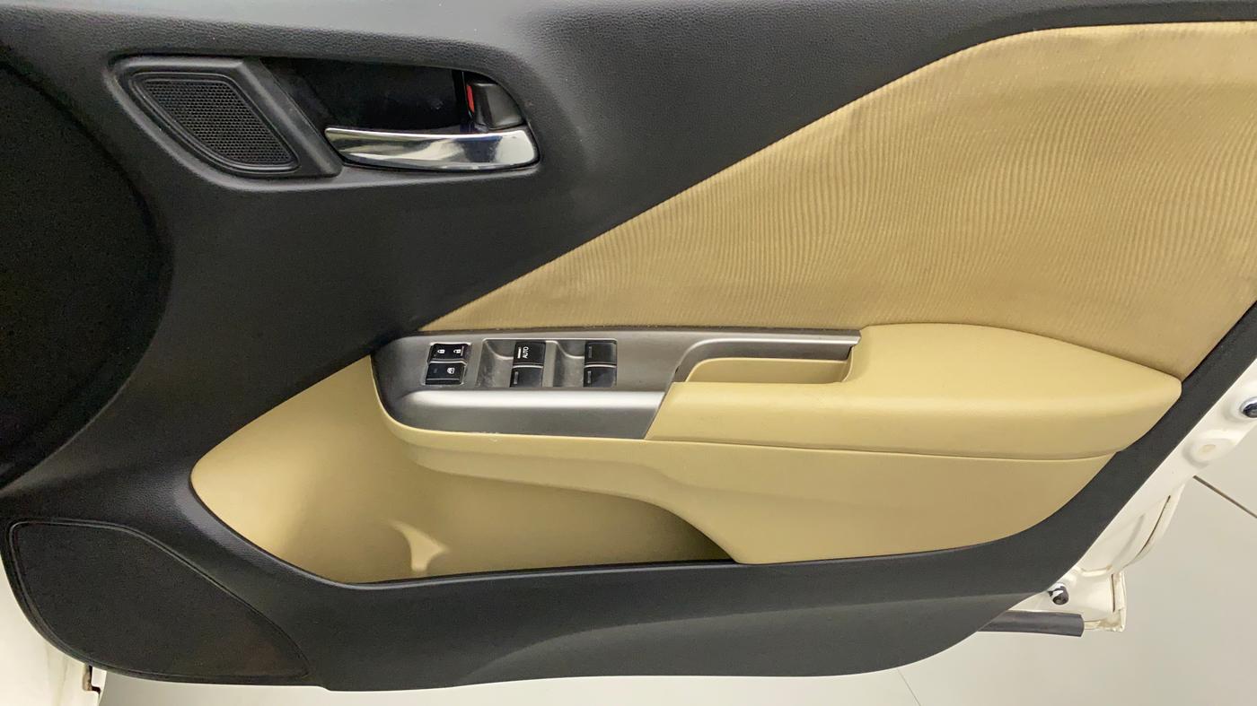 2014 Honda City 1.5L I-VTEC V MT, Petrol, Manual, 53,874 km, Driver Side Door Panels Control