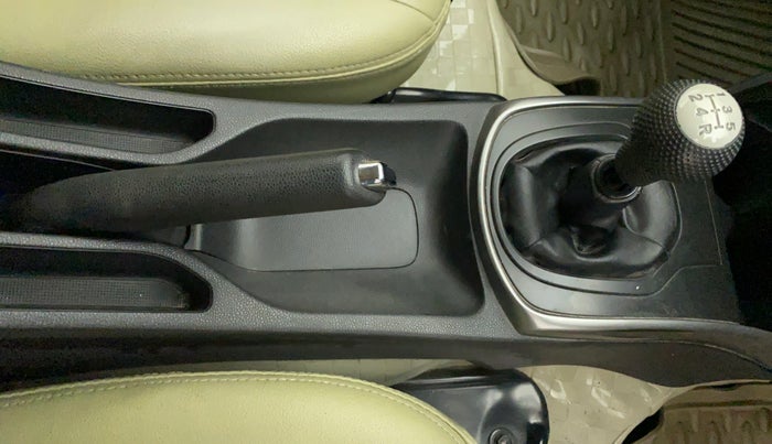 2014 Honda City 1.5L I-VTEC V MT, Petrol, Manual, 53,874 km, Gear Lever