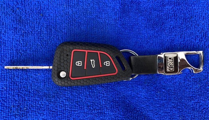 2018 Maruti Alto 800 LXI, Petrol, Manual, 42,152 km, Key Close Up