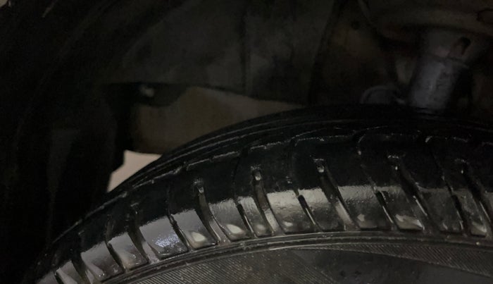 2018 Honda Amaze 1.2L I-VTEC S, Petrol, Manual, 64,165 km, Left Front Tyre Tread