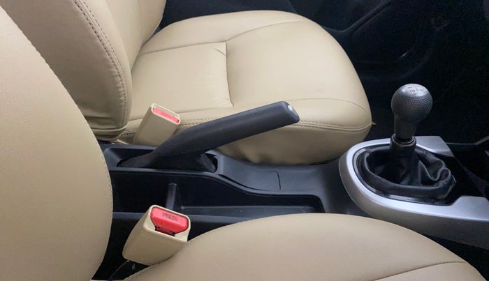 2016 Honda Jazz 1.2L I-VTEC V, Petrol, Manual, 34,714 km, Gear Lever