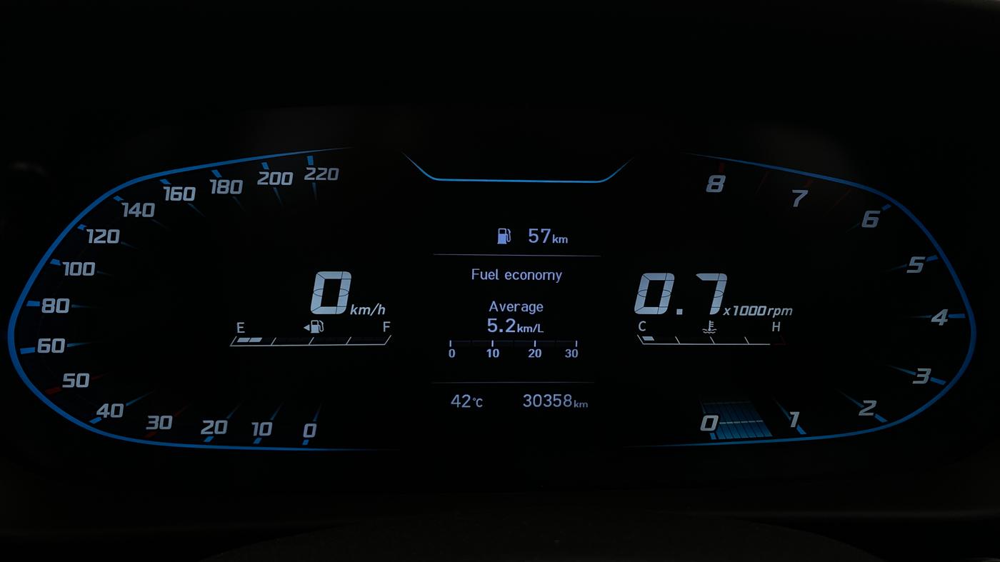 2022 Hyundai NEW I20 ASTA 1.2 MT, Petrol, Manual, 30,351 km, Odometer Image