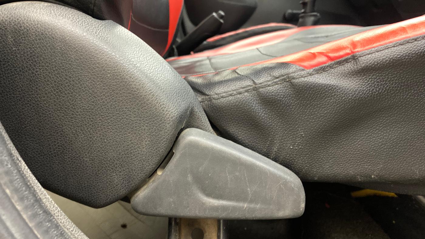 2016 Renault Kwid RXT 0.8, Petrol, Manual, 53,029 km, Driver Side Adjustment Panel