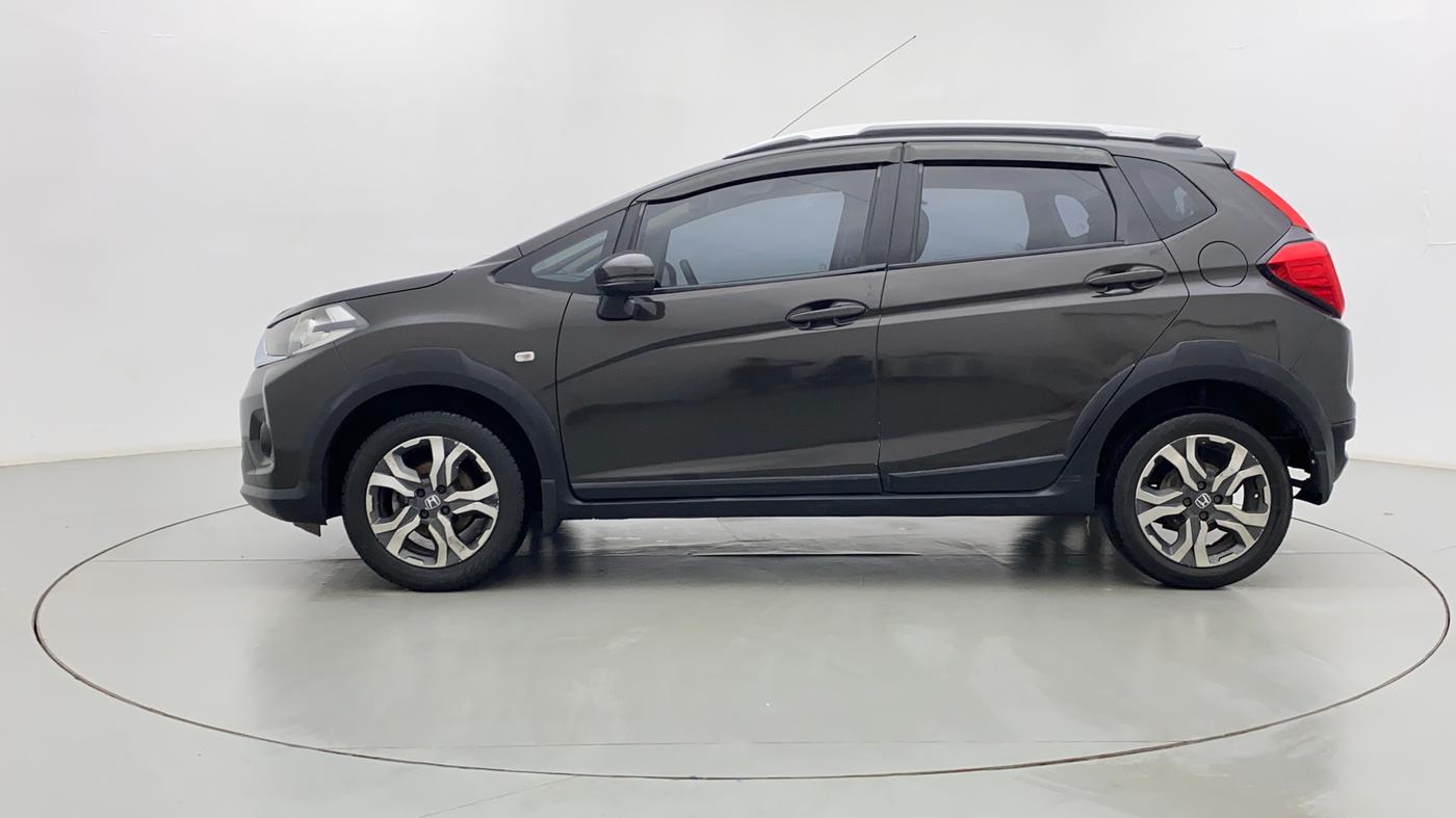 2017 Honda WR-V 1.5 i-DTEC S MT, Diesel, Manual, 43,528 km, Left Side View
