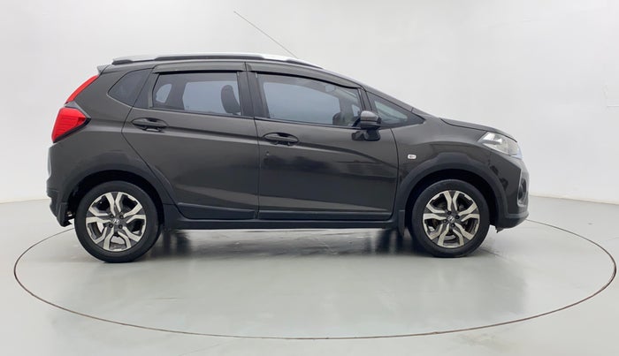 2017 Honda WR-V 1.5 i-DTEC S MT, Diesel, Manual, 43,528 km, Right Side View