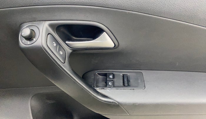 2019 Volkswagen Ameo COMFORTLINE 1.0L, Petrol, Manual, 89,619 km, Driver Side Door Panels Control