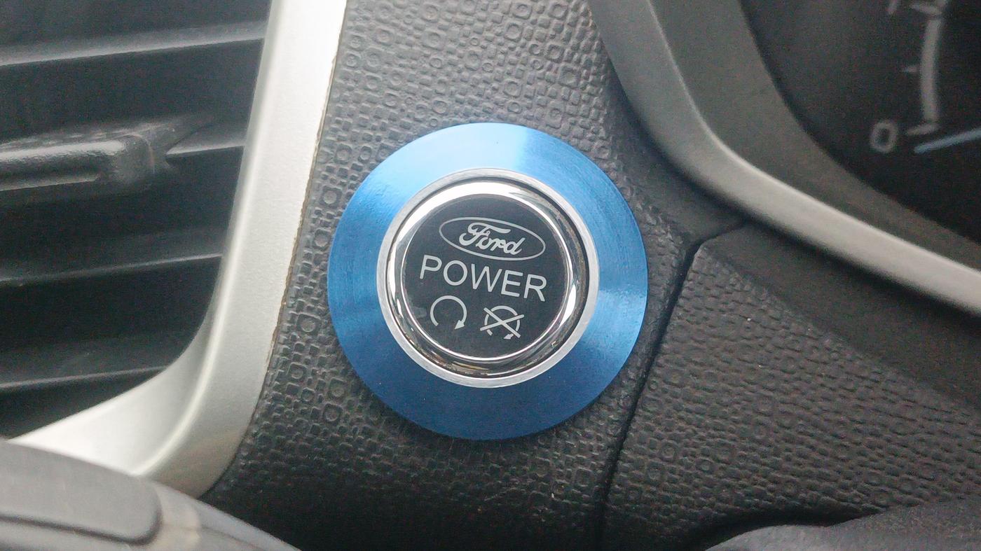 2013 Ford Ecosport TITANIUM 1.0L ECOBOOST, Petrol, Manual, 1,02,892 km, Keyless Start/ Stop Button
