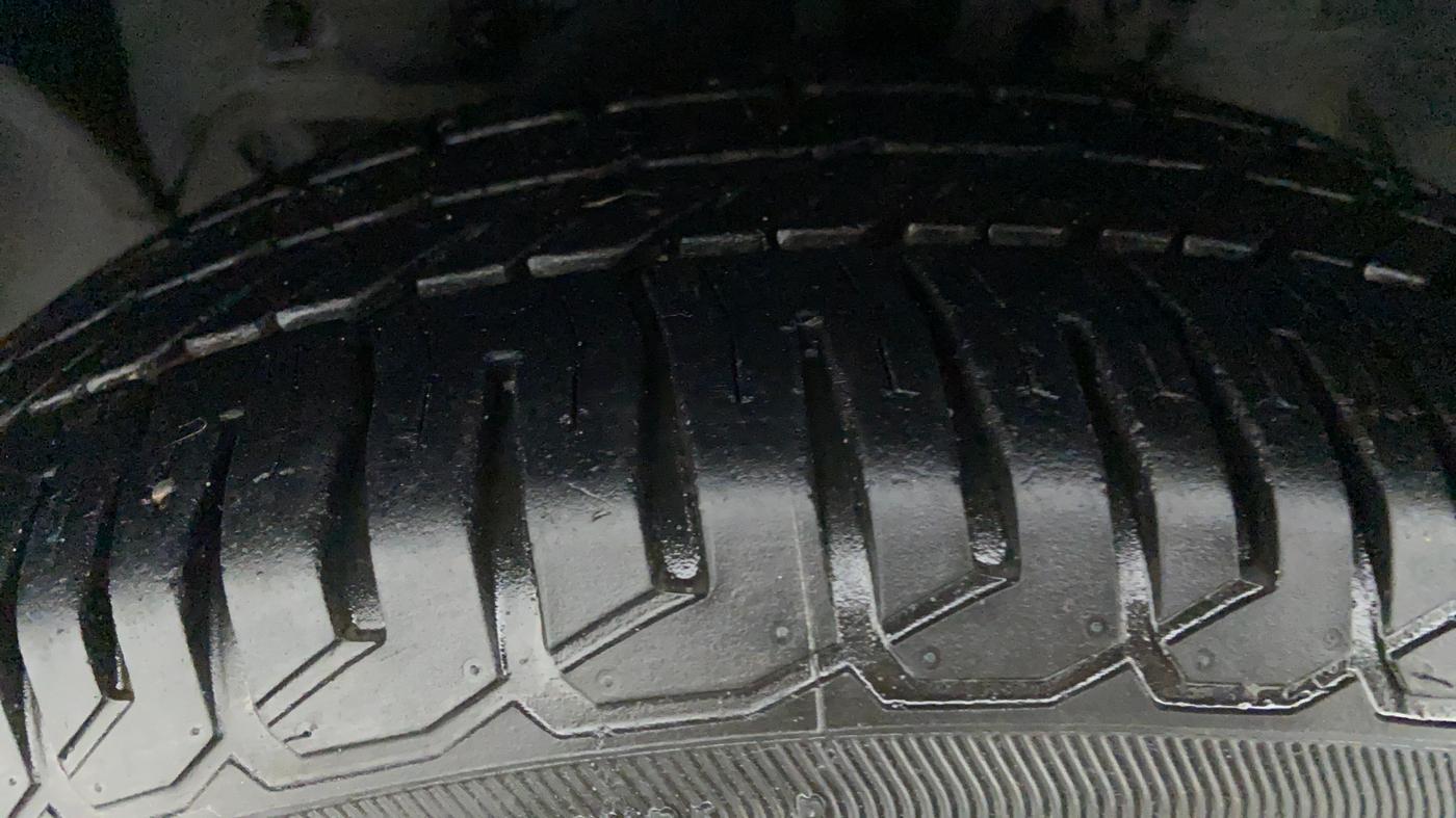 2018 Ford New Figo 1.2 TREND, Petrol, Manual, 20,489 km, Left Front Tyre Tread