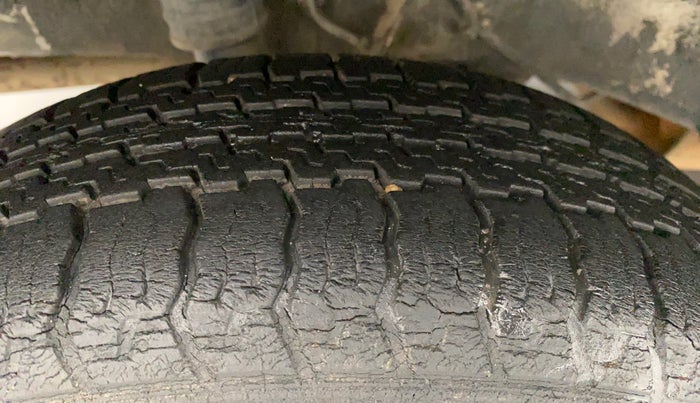 2015 Datsun Go Plus T, Petrol, Manual, 37,490 km, Right Rear Tyre Tread