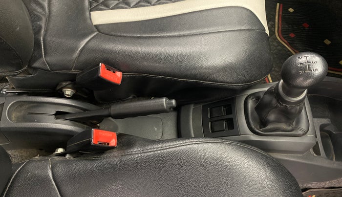 2018 Maruti Alto 800 LXI, Petrol, Manual, 45,966 km, Gear Lever