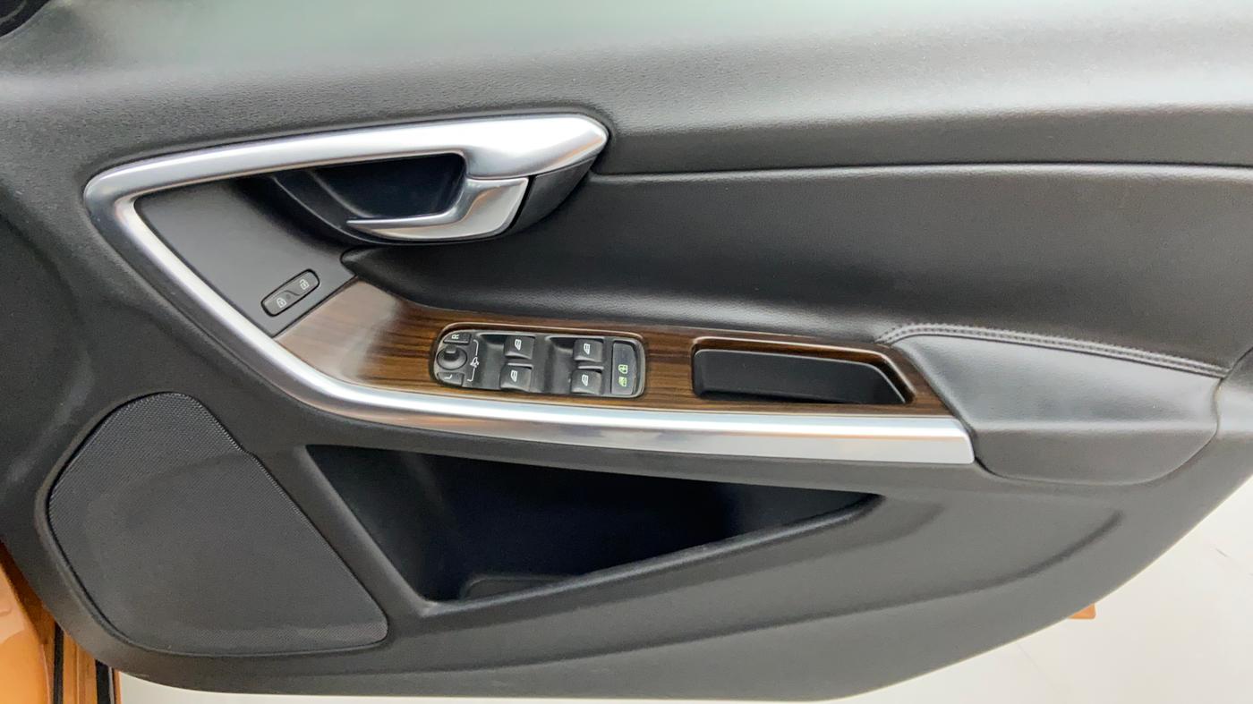 2012 Volvo S60 SUMMUM D5, Diesel, Automatic, 41,949 km, Driver Side Door Panels Control
