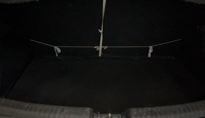 2017 Hyundai Grand i10 SPORTZ (O) 1.2 KAPPA VTVT, Petrol, Manual, 79,959 km, Boot Inside