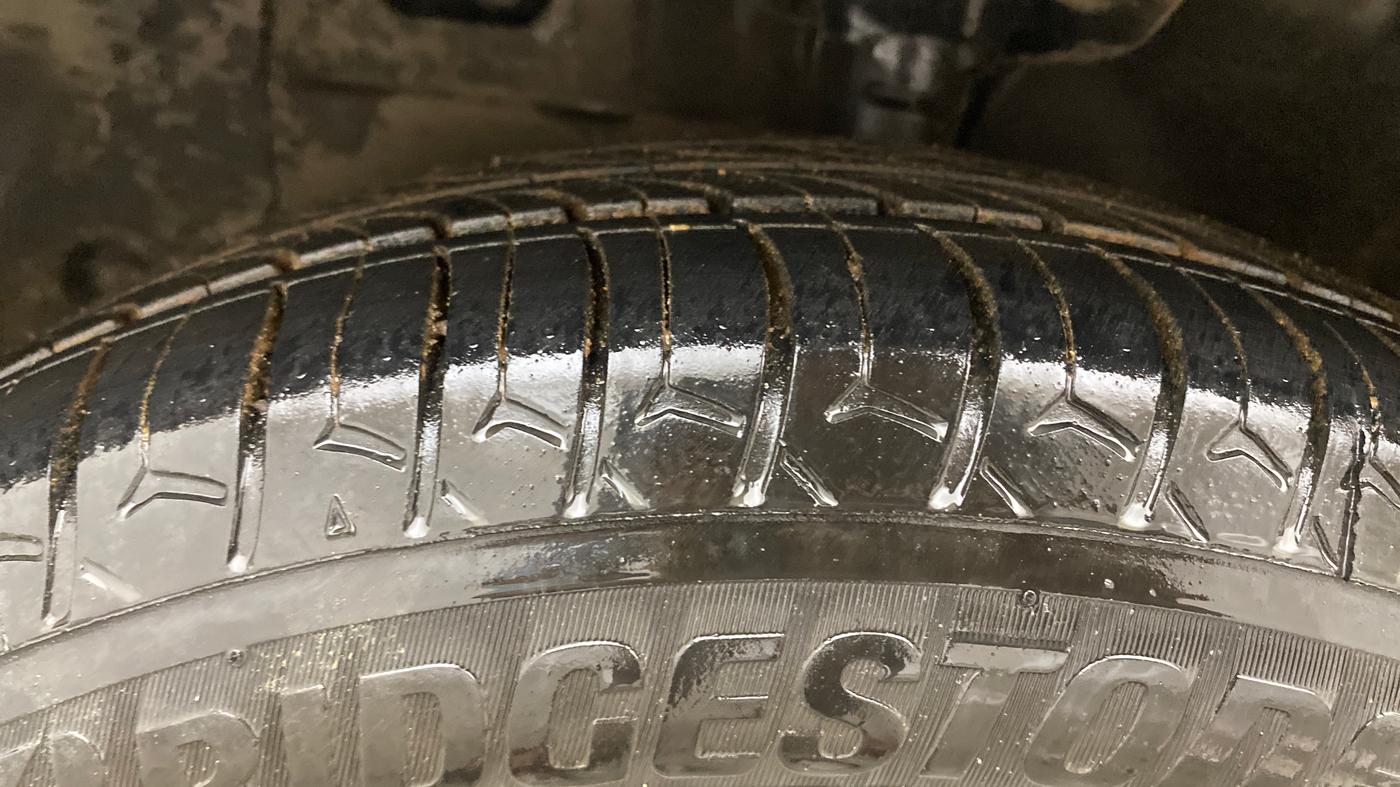 2021 Hyundai NEW SANTRO ASTA AMT, Petrol, Automatic, 94,810 km, Left Front Tyre Tread