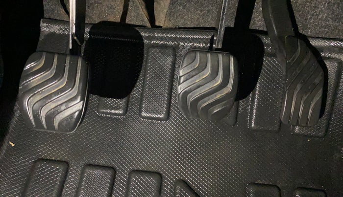 2021 Renault Kwid RXT 1.0 (O), Petrol, Manual, 48,221 km, Pedals