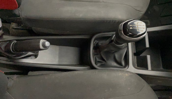 2021 Renault Kwid RXT 1.0 (O), Petrol, Manual, 48,221 km, Gear Lever