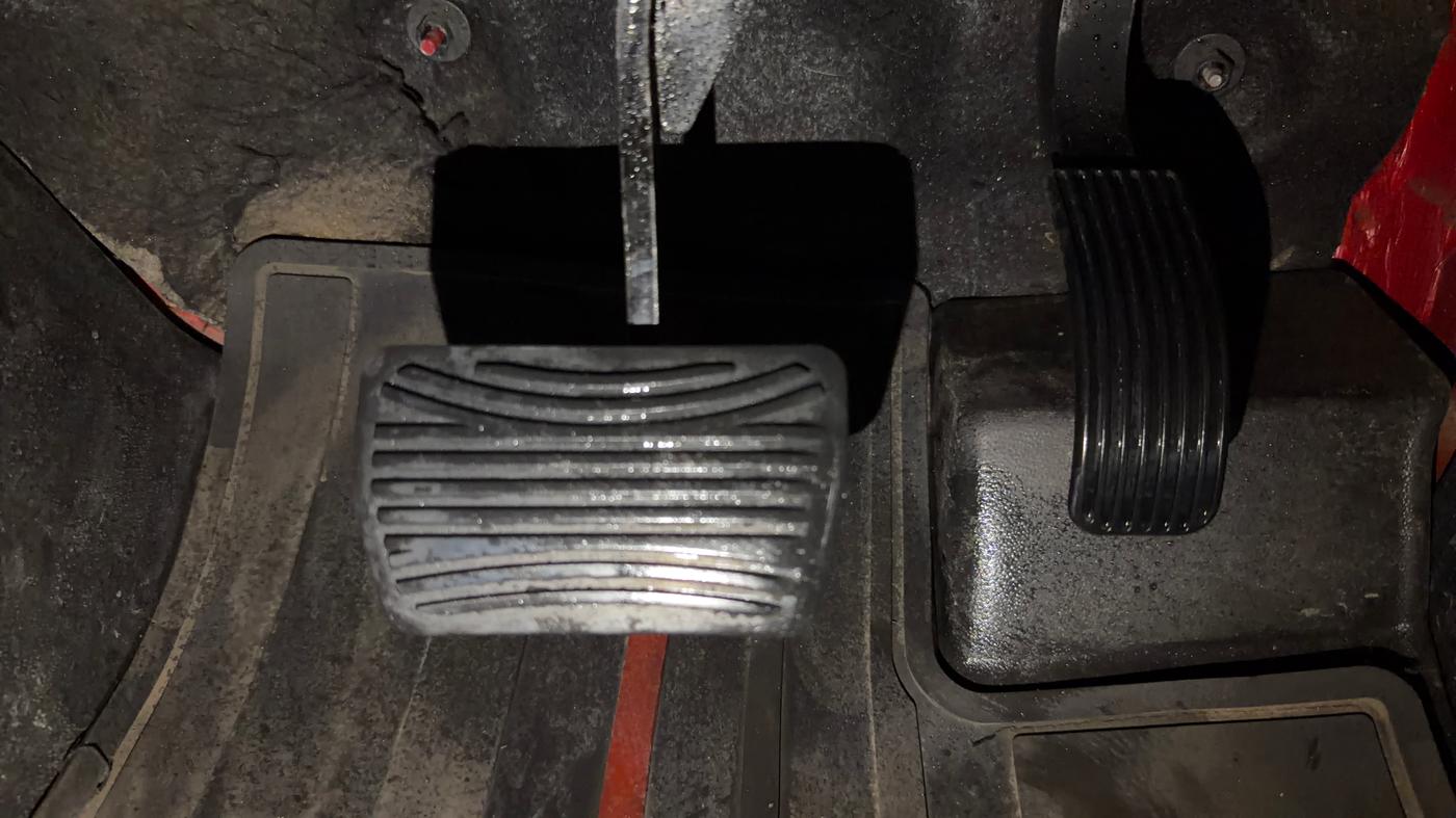 2021 Mahindra Thar LX PETROL HT 4WD AT, Petrol, Automatic, 29,223 km, Pedals