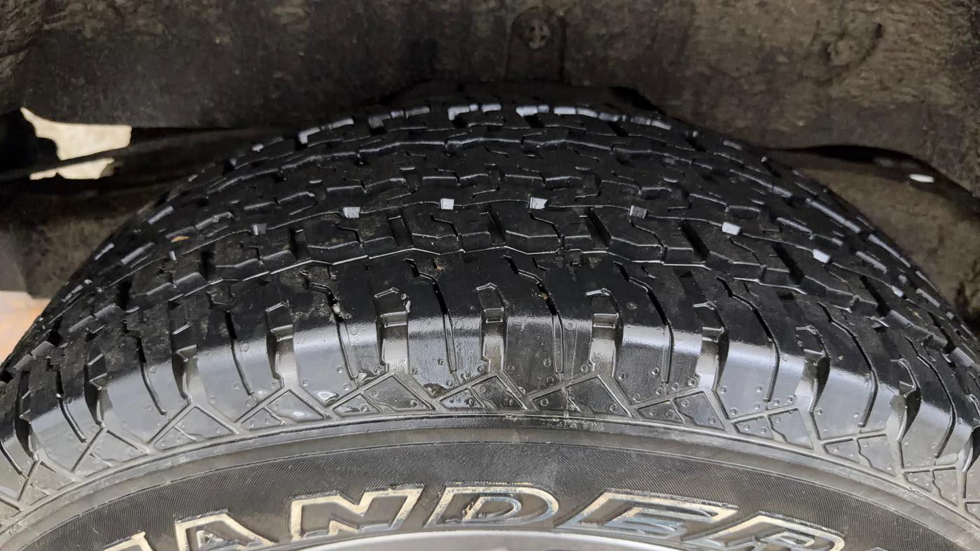 2021 Mahindra Thar LX PETROL HT 4WD AT, Petrol, Automatic, 29,223 km, Right Rear Tyre Tread