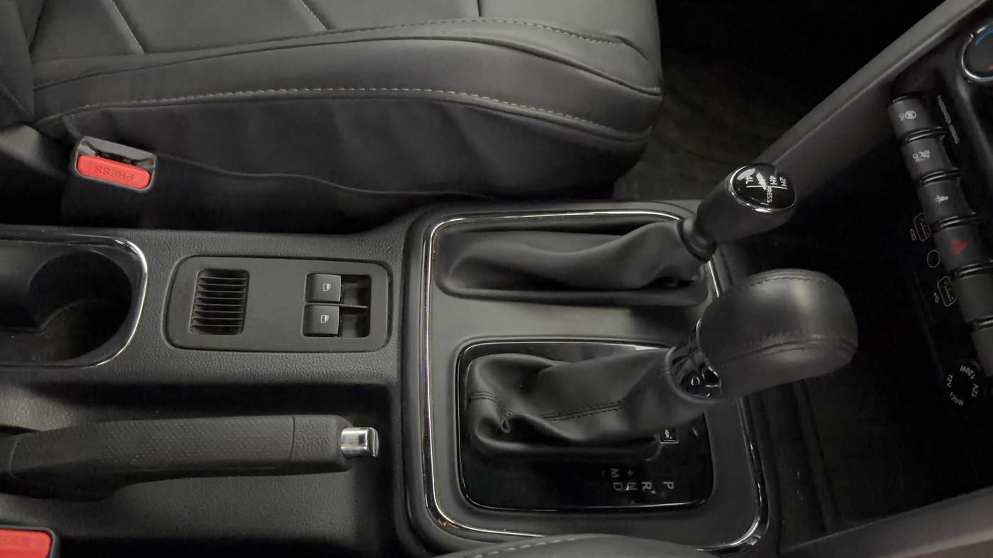 2021 Mahindra Thar LX PETROL HT 4WD AT, Petrol, Automatic, 29,223 km, Gear Lever