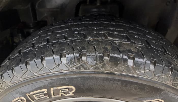 2021 Mahindra Thar LX PETROL HT 4WD AT, Petrol, Automatic, 29,223 km, Left Front Tyre Tread